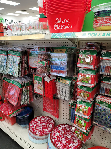 Dollar Store «Dollar Tree», reviews and photos, 1539 Lehigh St, Allentown, PA 18103, USA
