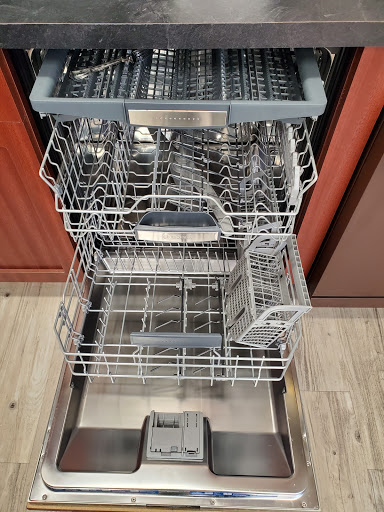 Appliance Store «H & H Appliance Center», reviews and photos, 909 US-130, East Windsor, NJ 08520, USA