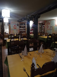 Atmosphère du Restaurant de spécialités alsaciennes Restaurant S'Bastberger Stuewel à Bouxwiller - n°19