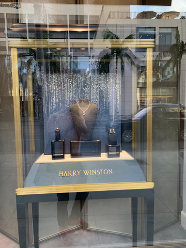 Jewelry Store «Harry Winston», reviews and photos, 310 N Rodeo Dr, Beverly Hills, CA 90210, USA