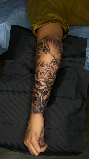 Explore black sleeve tattoo ideas, creative tattoo ideas in East Stroudsburg, available at Faimeouz Ink