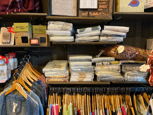 American Restaurant «Cracker Barrel Old Country Store», reviews and photos, 104 Travel Center Blvd, Dublin, GA 31021, USA