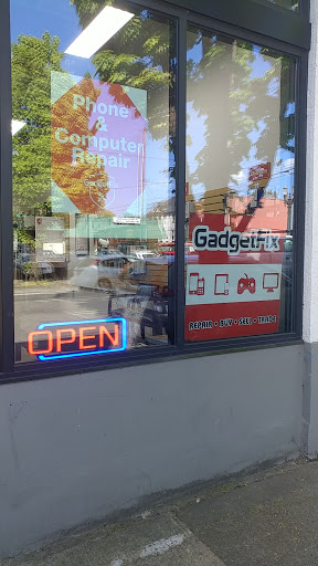 Cell Phone Store «Gadget Fix», reviews and photos, 1608 NE Martin Luther King Jr Blvd, Portland, OR 97232, USA