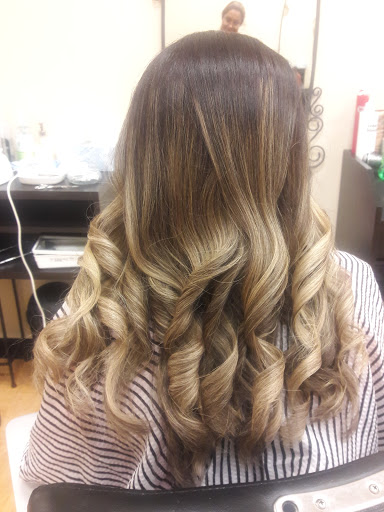 Beauty Salon «LILI Beauty Salon», reviews and photos, 1806 Cypress Creek Pkwy, Houston, TX 77090, USA