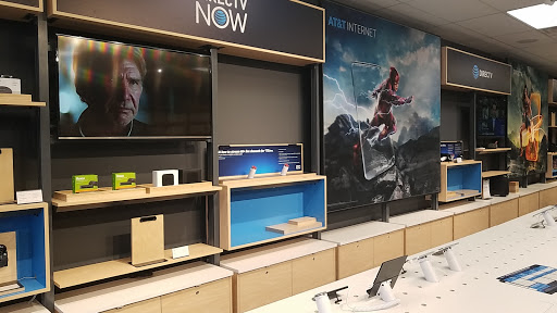 Cell Phone Store «AT&T», reviews and photos, 205 S Stratford Rd d, Winston-Salem, NC 27103, USA