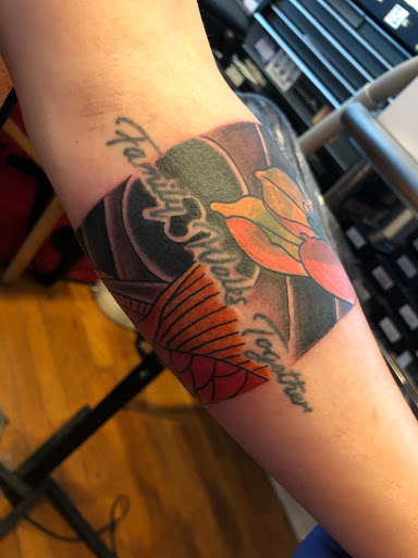 Tattoo Shop «Studio Seven Design LLC», reviews and photos, 1324A Main St, Cincinnati, OH 45202, USA