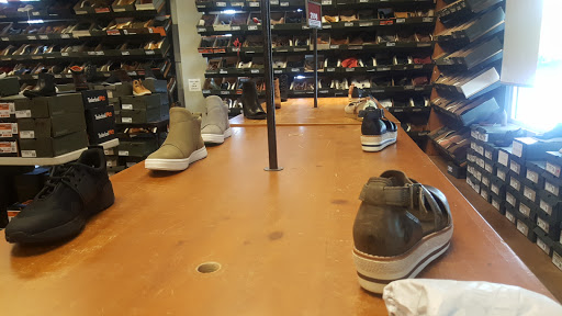 Shoe Store «Timberland Factory Store», reviews and photos, 67 Liberty Village, Flemington, NJ 08822, USA