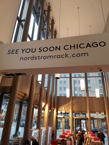 Department Store «Nordstrom Rack Chicago Avenue», reviews and photos, 101 E Chicago Ave, Chicago, IL 60611, USA
