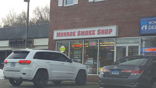 Monroe Smoke Shop, 181 Main St, Monroe, CT 06468, USA, 