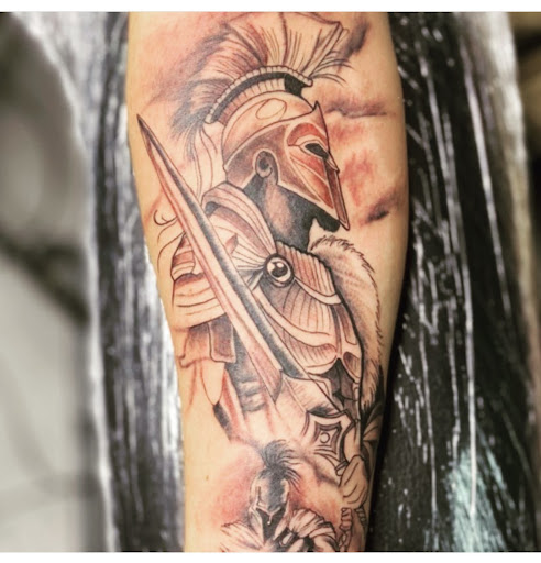 Tattoo Shop «TATTED LOOSE TATTOO STUDIO», reviews and photos, 1914 N Dixie Hwy, Hollywood, FL 33020, USA