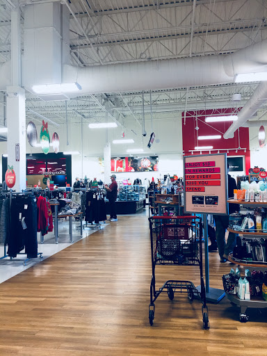 Department Store «T.J. Maxx», reviews and photos, 2675 Pleasant Hill Rd, Pleasant Hill, CA 94523, USA