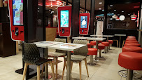 Atmosphère du Restaurant KFC Dreux - n°11