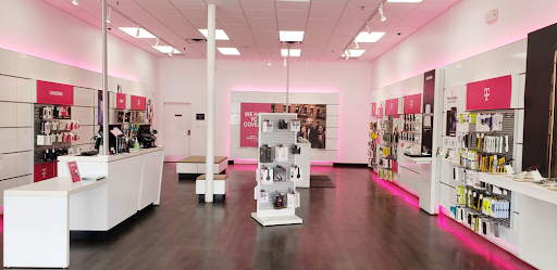 Cell Phone Store «T-Mobile», reviews and photos, 6020 Merrill Rd, Jacksonville, FL 32277, USA