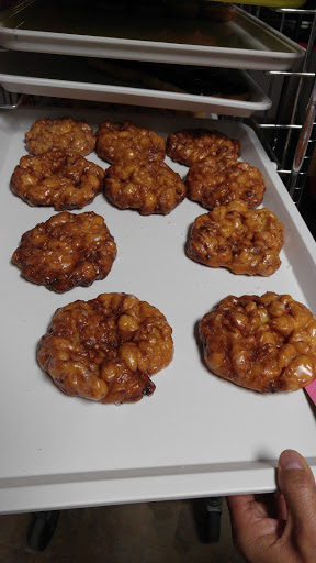 Donut Shop «Walton Donuts», reviews and photos, 10920 S Parker Rd, Parker, CO 80134, USA