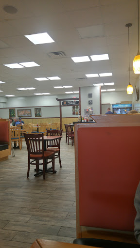 Shopping Mall «Airport Plaza Shopping Center», reviews and photos, 1390 NJ-36, Hazlet, NJ 07730, USA