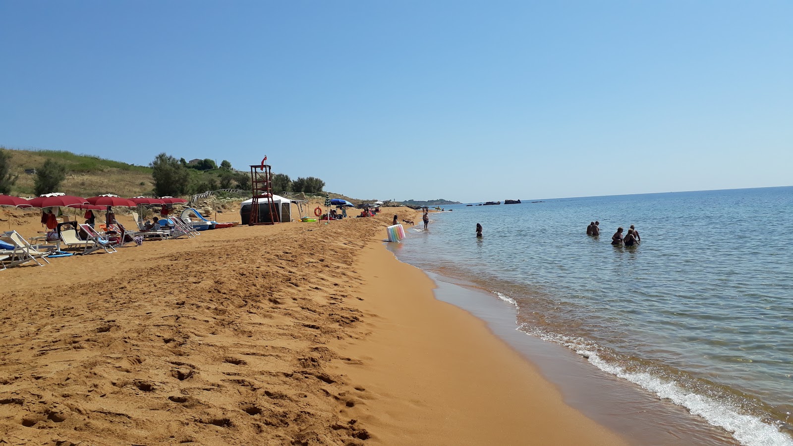 Spiaggia di Marinella photo #2