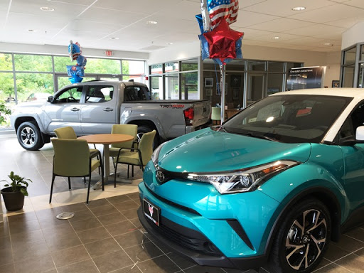 Car Dealer «Vanderstyne Toyota», reviews and photos, 4374 W Ridge Rd, Rochester, NY 14626, USA