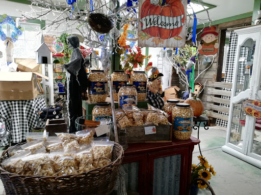 Florist «Sequoia Flowers Produce & More», reviews and photos, 20940 Ave 296, Exeter, CA 93221, USA