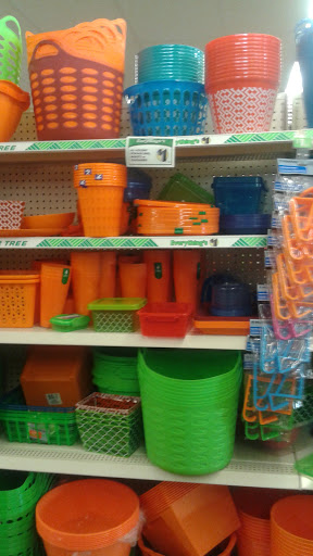 Dollar Store «Dollar Tree», reviews and photos, 181 S Rosemead Blvd, Pasadena, CA 91107, USA