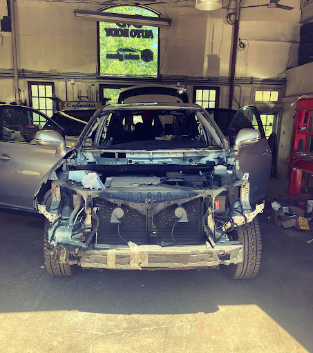 Auto Body Shop «B&B Auto Body», reviews and photos, 211 Railroad Ave, Bedford Hills, NY 10507, USA