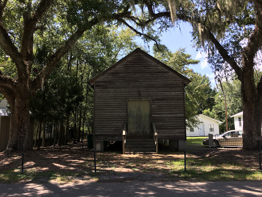 Live Music Venue «Dew Drop Jazz & Social Hall», reviews and photos, 430 Lamarque St, Mandeville, LA 70448, USA