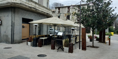 Bar Victòria - Carrer Abat Safont, 12, 17850 Besalú, Girona, Spain