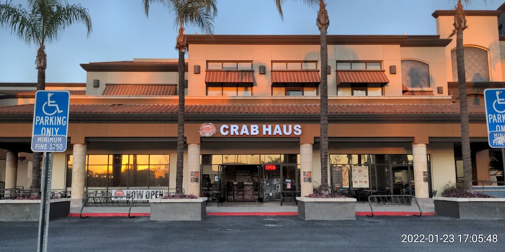 Cravin' Crab Haus 92507