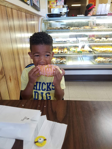 Donut Shop «Honeys Donuts», reviews and photos, 4801 Laguna Blvd # 102, Elk Grove, CA 95758, USA