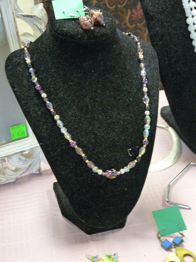 Thrift Store «Sheriffs Ranches Enterprises, Inc. Thrift Store», reviews and photos, 27900 US-27 #112, Leesburg, FL 34748, USA