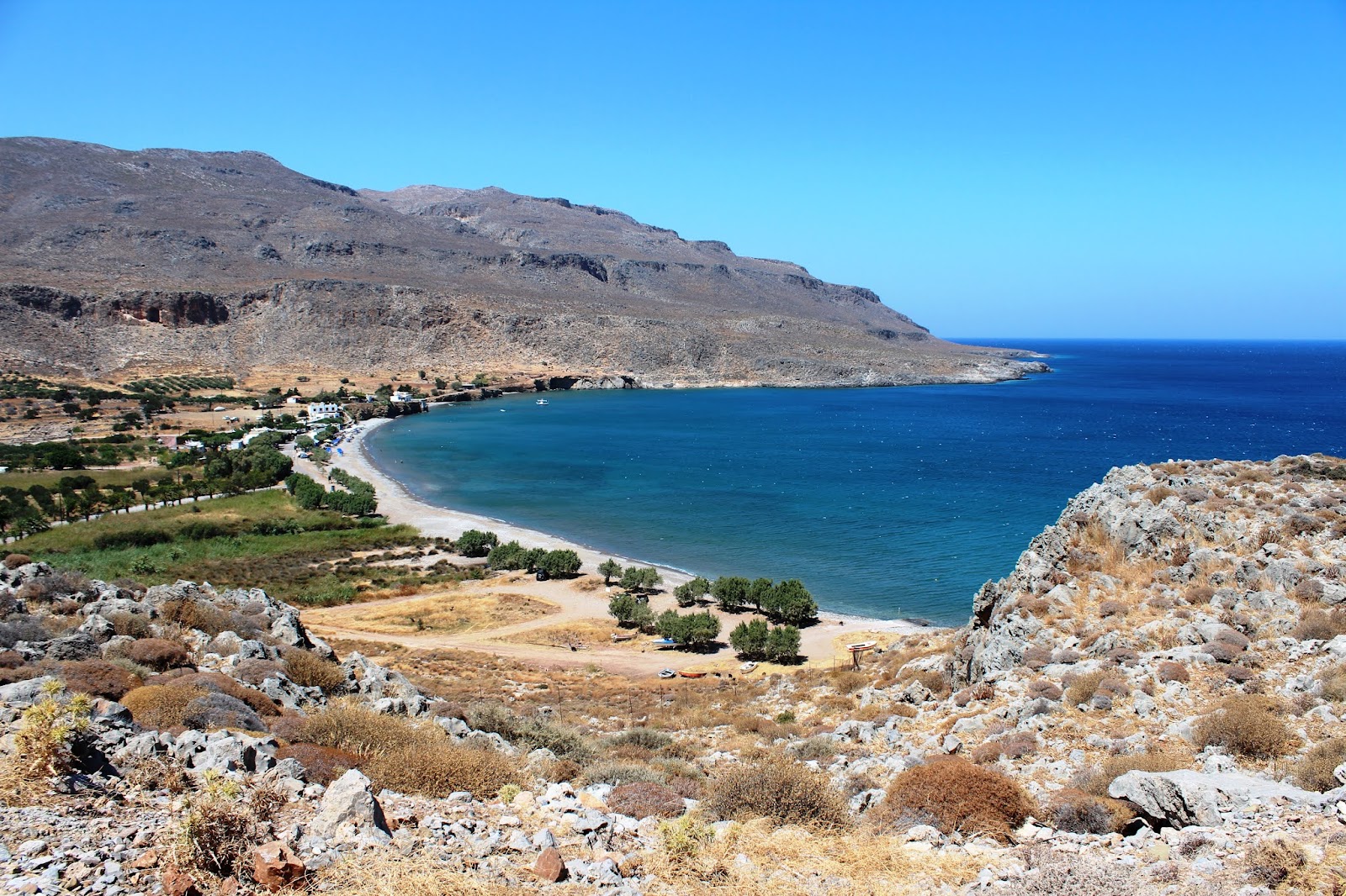 Foto av Kato Zakros beach med turkos rent vatten yta