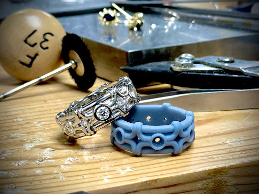 Jewelry Store «Indy Facets Private Jeweler», reviews and photos, 755 W Carmel Dr #116, Carmel, IN 46032, USA