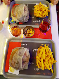 Plats et boissons du Restaurant de hamburgers Snacking Bus Le Diner's à Lannion - n°3