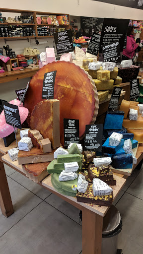 Cosmetics Store «Lush Cosmetics», reviews and photos, 3066 M St NW, Washington, DC 20007, USA