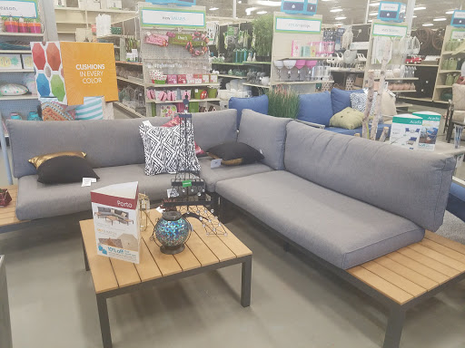 Home Goods Store «At Home», reviews and photos, 665 Gravois Bluffs Blvd, Fenton, MO 63026, USA