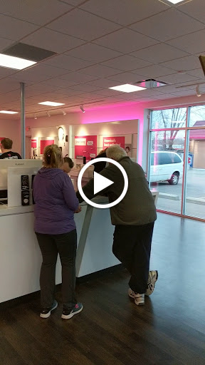 Cell Phone Store «T-Mobile», reviews and photos, 50935 Van Dyke, Shelby Charter Township, MI 48317, USA