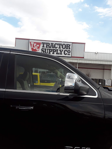 Home Improvement Store «Tractor Supply Co.», reviews and photos, 321 N 3rd St, Oxford, PA 19363, USA
