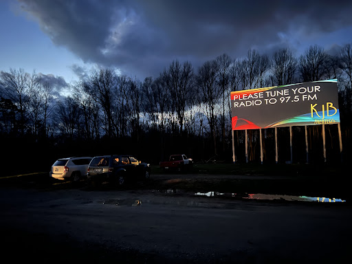 Drive-in Movie Theater «Starlite Drive-In Theatre», reviews and photos, 7640 S Old State Rd 37, Bloomington, IN 47403, USA