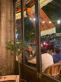Atmosphère du Restaurant Brasserie Chacha à Paris - n°10