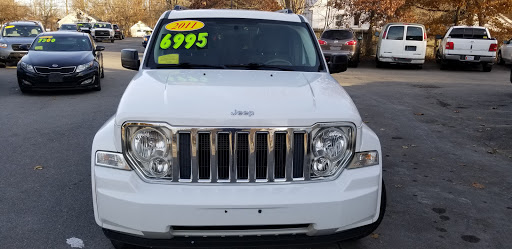 Used Car Dealer «Oakland Auto Sales», reviews and photos, 214 Tremont St, Taunton, MA 02780, USA