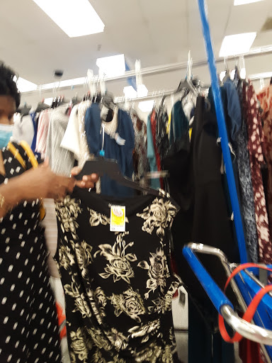 Clothing Store «Ross Dress for Less», reviews and photos, 2649 N Salisbury Blvd, Salisbury, MD 21801, USA