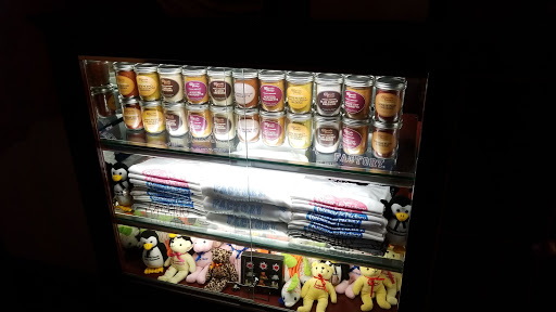 Shopping Mall «The Mall at The Source», reviews and photos, 1504 Old Country Rd, Westbury, NY 11590, USA