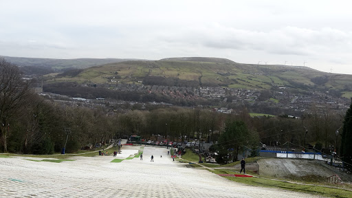 Ski resorts in Manchester