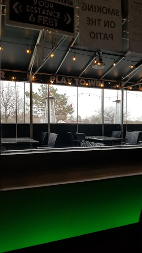 Sports Bar «Chasers Sports Bar & Grill - Pizza - Catering - Delivery - Slots», reviews and photos, 830 S Rand Rd, Lake Zurich, IL 60047, USA