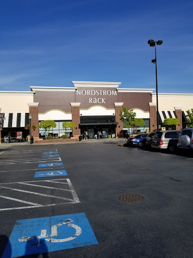 Department Store «Nordstrom Rack», reviews and photos, 17200 Southcenter Pkwy, Tukwila, WA 98188, USA