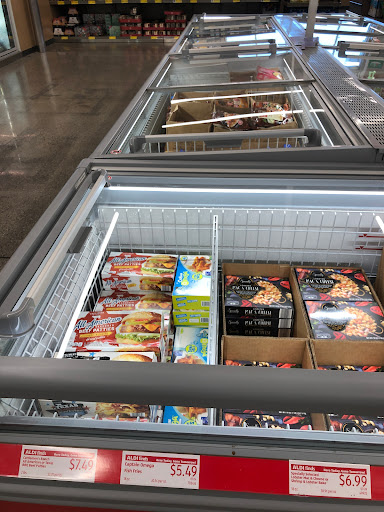 Supermarket «ALDI», reviews and photos, 1521 Hershberger Rd NW, Roanoke, VA 24012, USA