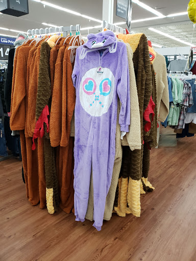 Department Store «Walmart Supercenter», reviews and photos, 850 Co Rd E East, Vadnais Heights, MN 55127, USA