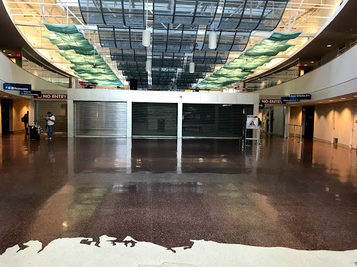 Long Island MacArthur Airport image 4