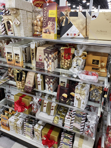 Department Store «T.J. Maxx & HomeGoods», reviews and photos, 80 S Tunnel Rd, Asheville, NC 28805, USA