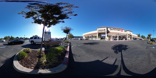 Grocery Store «Safeway», reviews and photos, 1187 S Main St, Manteca, CA 95337, USA
