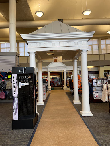 Book Store «University of Virginia Bookstore», reviews and photos, 400 Emmet St S, Charlottesville, VA 22903, USA